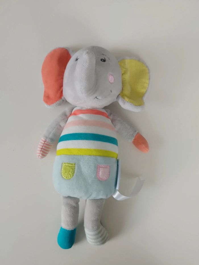 Éléphant Bébé confort - photo numéro 2