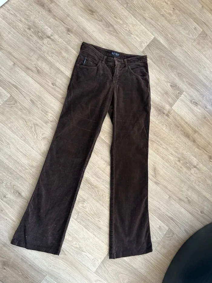 Armani jeans pantalon, marron en velours, taille 36