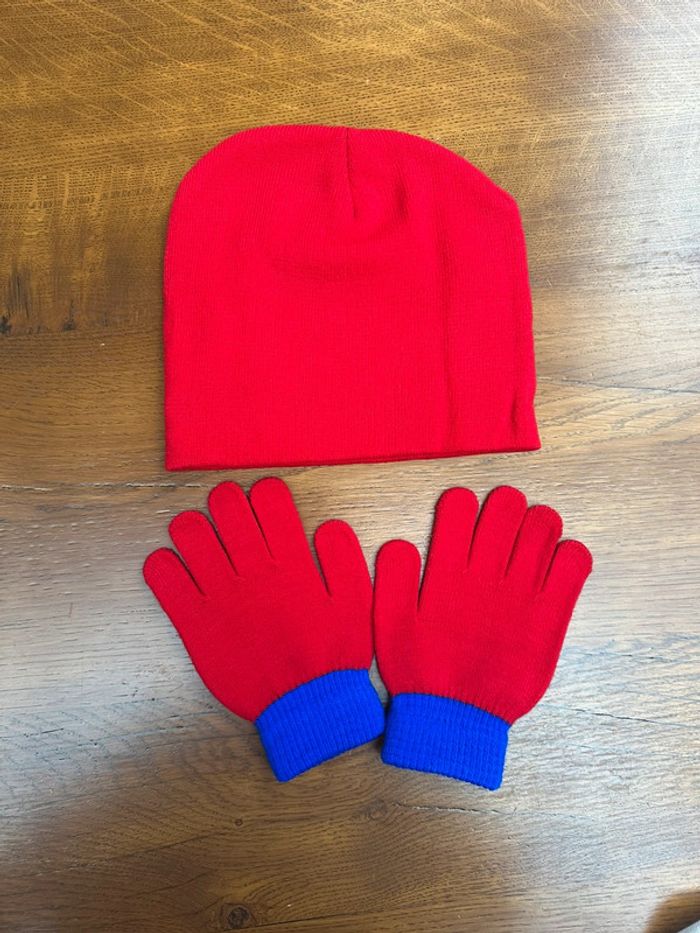Gants et bonnet spiderman - photo numéro 5