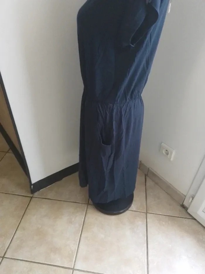Robe taille Française 42/44 neuve - coton/modal - photo numéro 3