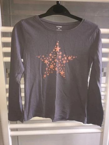 T shirt Kiabi 8 ans en tbe à 2 euros