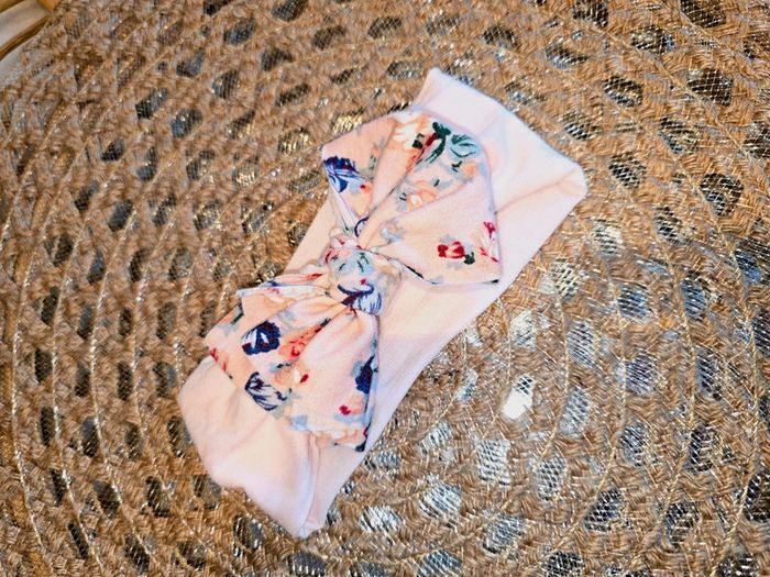 Bandeau rose fleuri