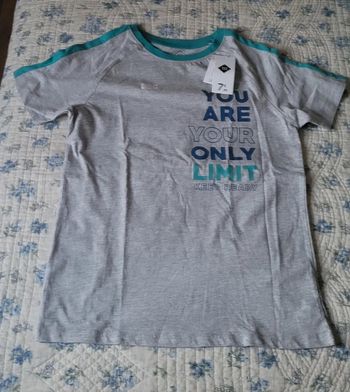 T-shirt neuf