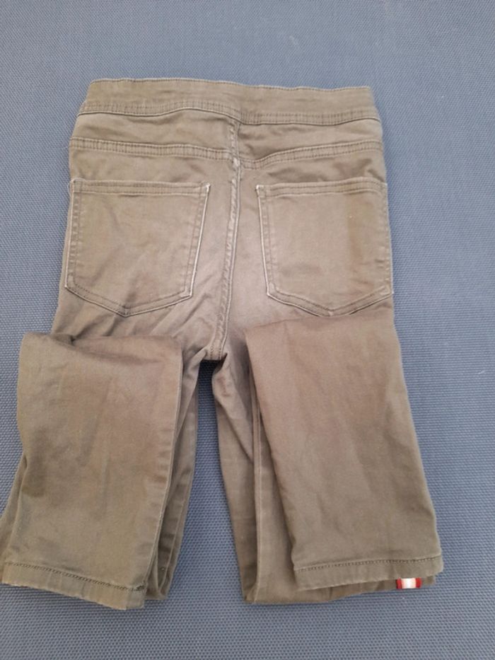 Jean jennyfer taille 32 - photo numéro 3