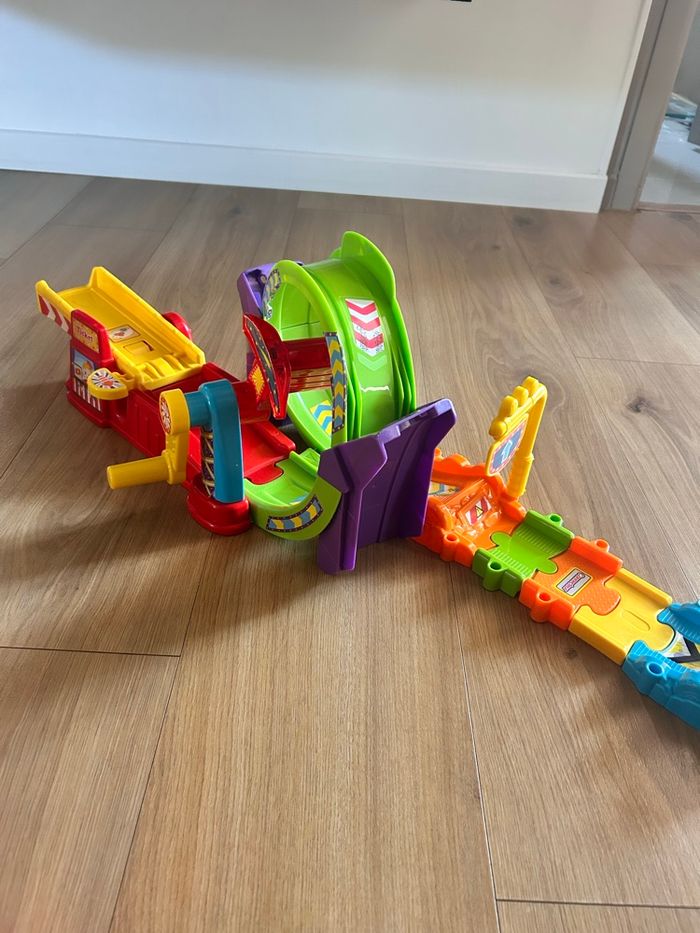 Garage tut tut bolide - photo numéro 4