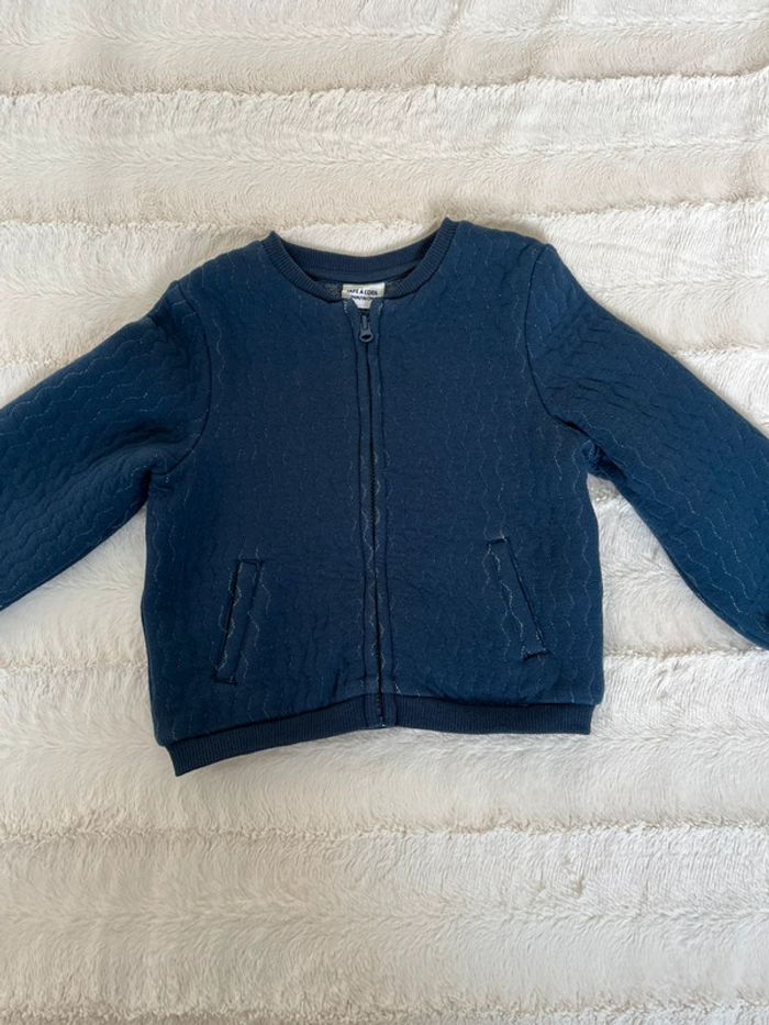 Gilet zippé