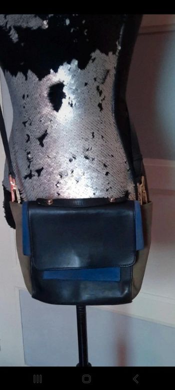 Petit sac à main et bandoulière