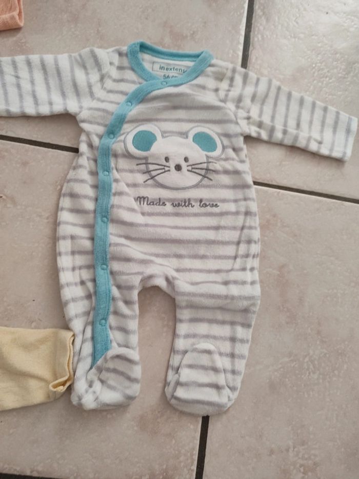 Lot pyjamas garçon 1 mois - photo numéro 4