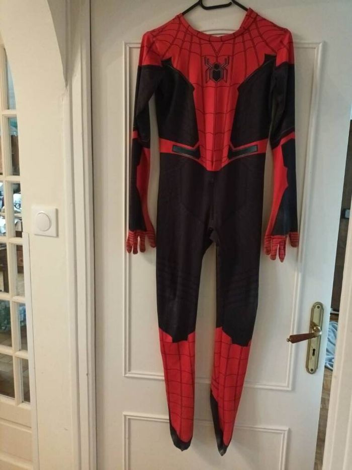 Combinaison spiderman