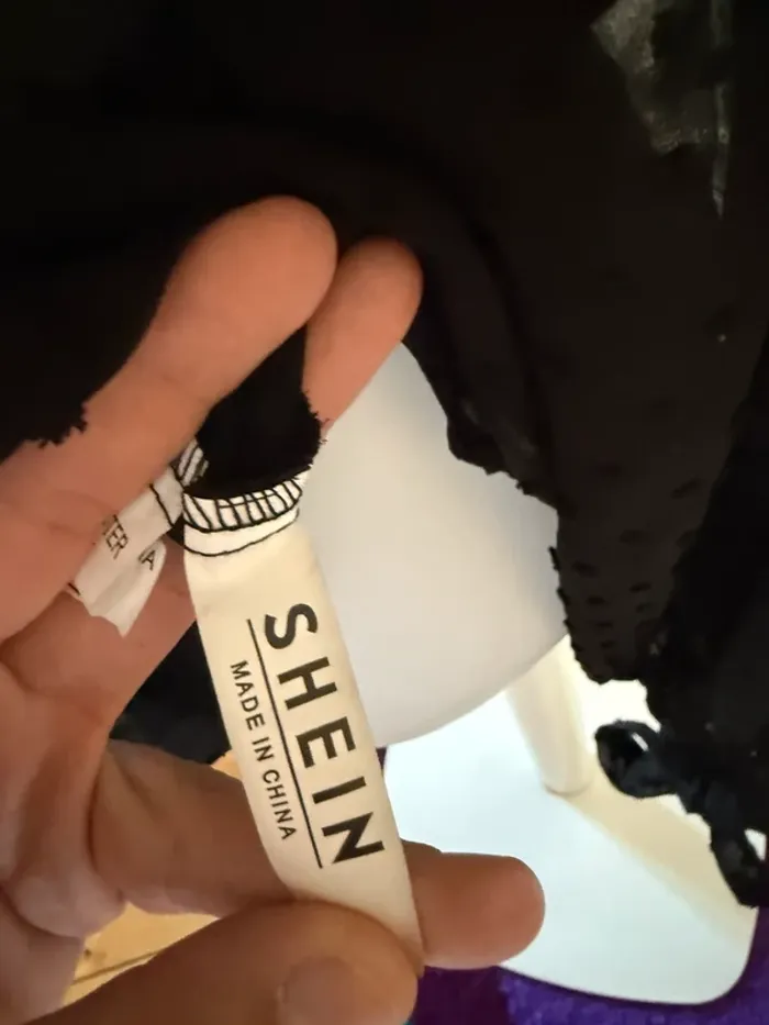 Blouse noir en très bon état taille M SHEIN - photo numéro 9