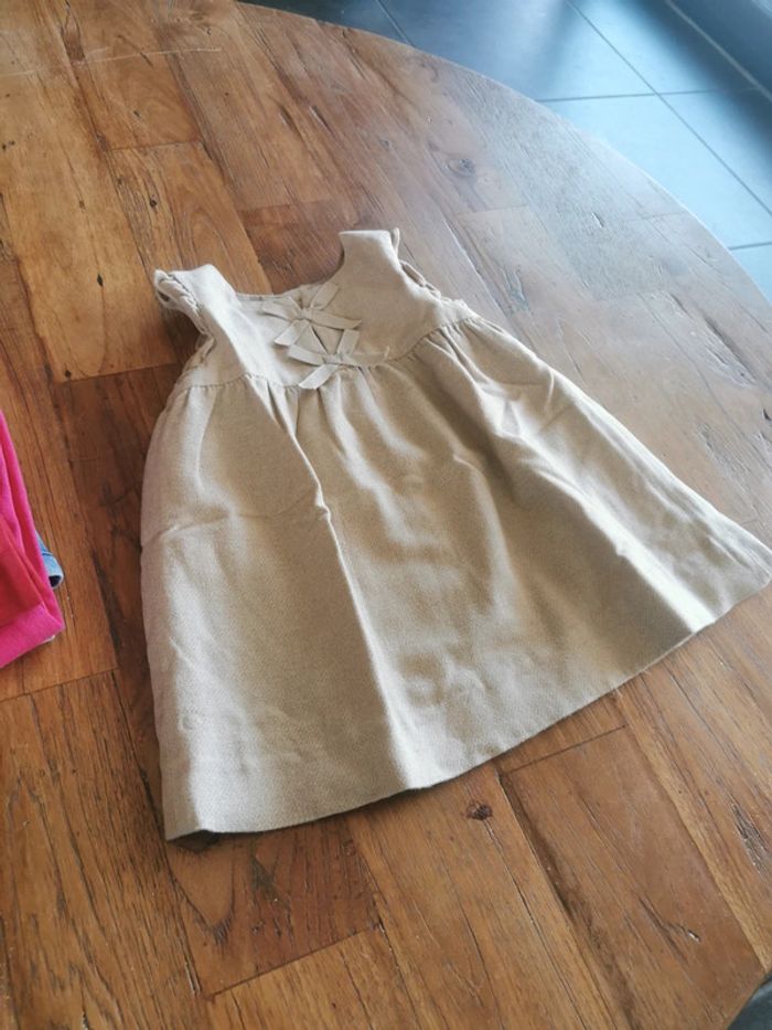 Robe Zara 9/12 mois - photo numéro 2