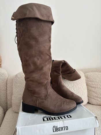 Bottes effet nubuck Miss Liberto 