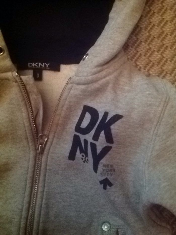 Veste grise DKNY garçon - 3 ans - photo numéro 2