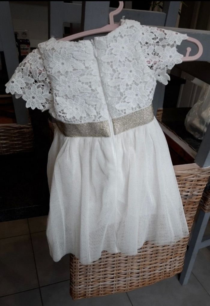 Magnifique robe - photo numéro 3