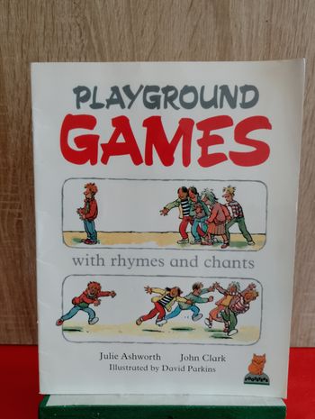Footsteps : Playground Games with Chants and Rhymes(Anglais)