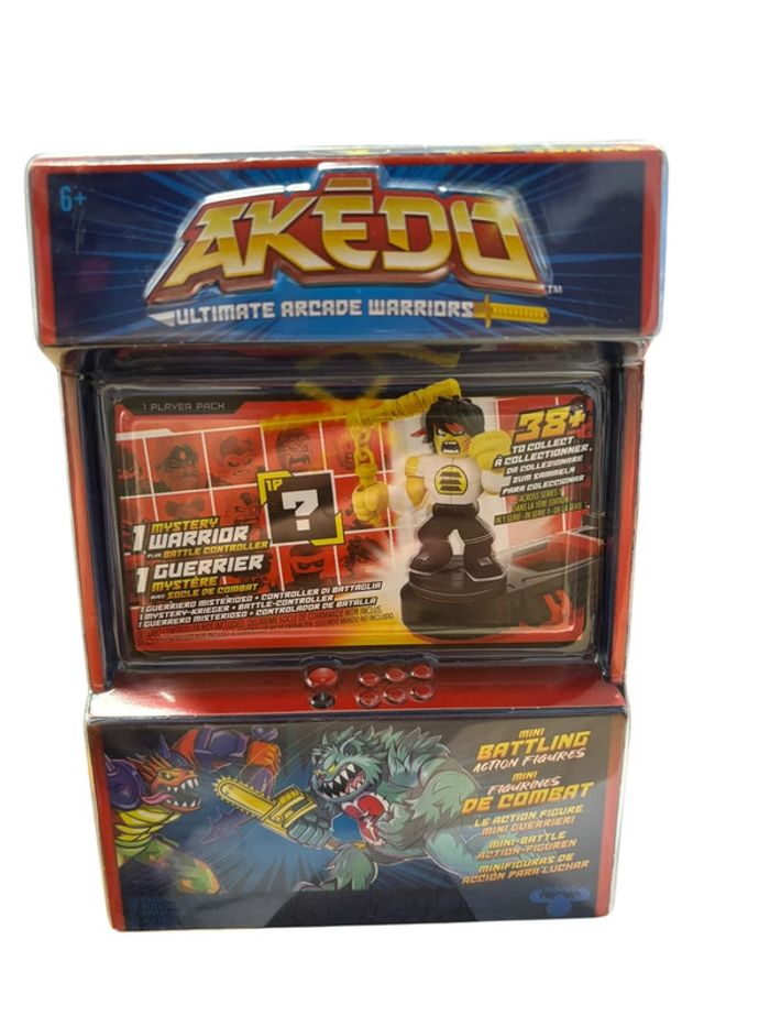 Akedo Ultimate Arcade Warriors 1 guerrier mystère avec socle de combat Moose Toys neuf