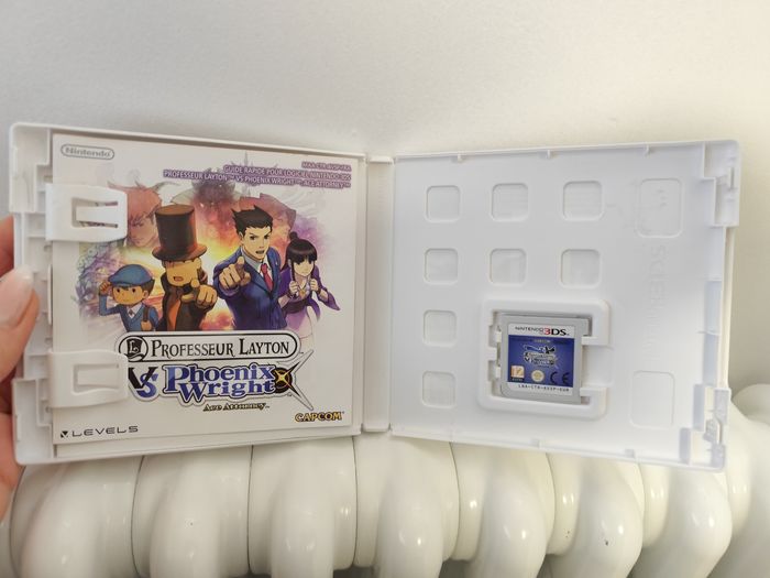 Professeur Layton vs Phoenix Wright - photo numéro 3