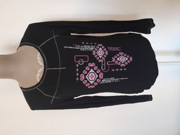 T-shirt - photo numéro 1