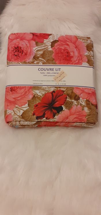 Couvre lit