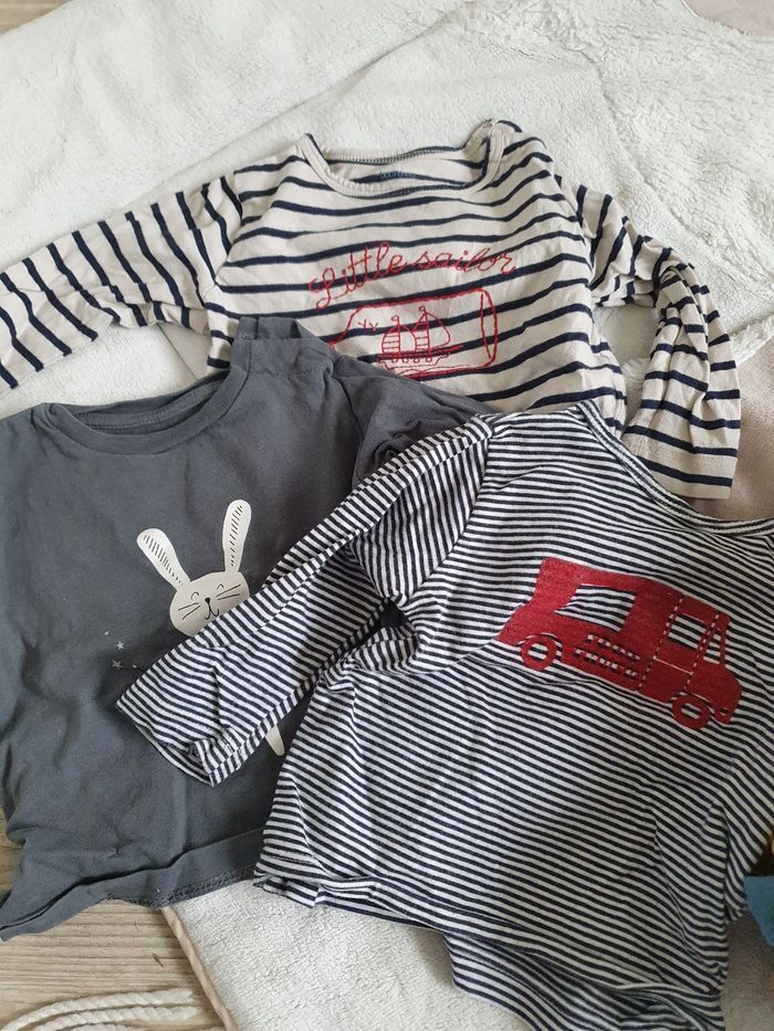 Lot de vêtements garçon 9 et 12 mois de marque
