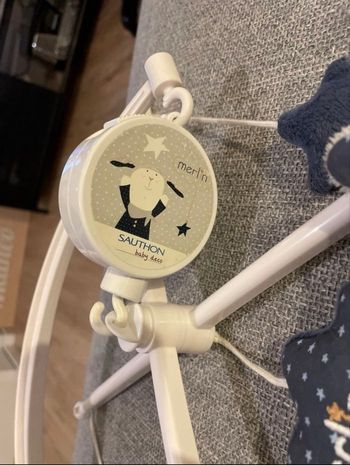 Mobile bébé Merlin Sautron