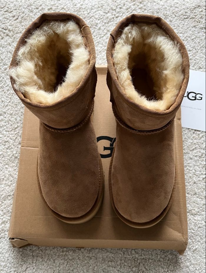 Bottines UGG Classic Mini Platform - Taille 38 - Neuves - photo numéro 8