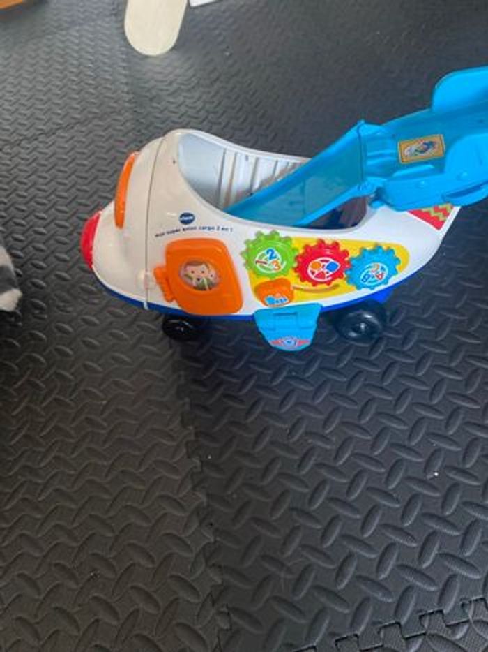 Avion tut tut bolide