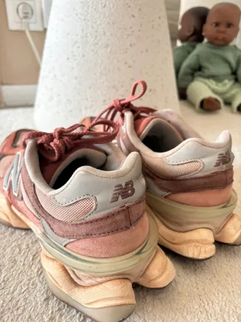 New balance 9060