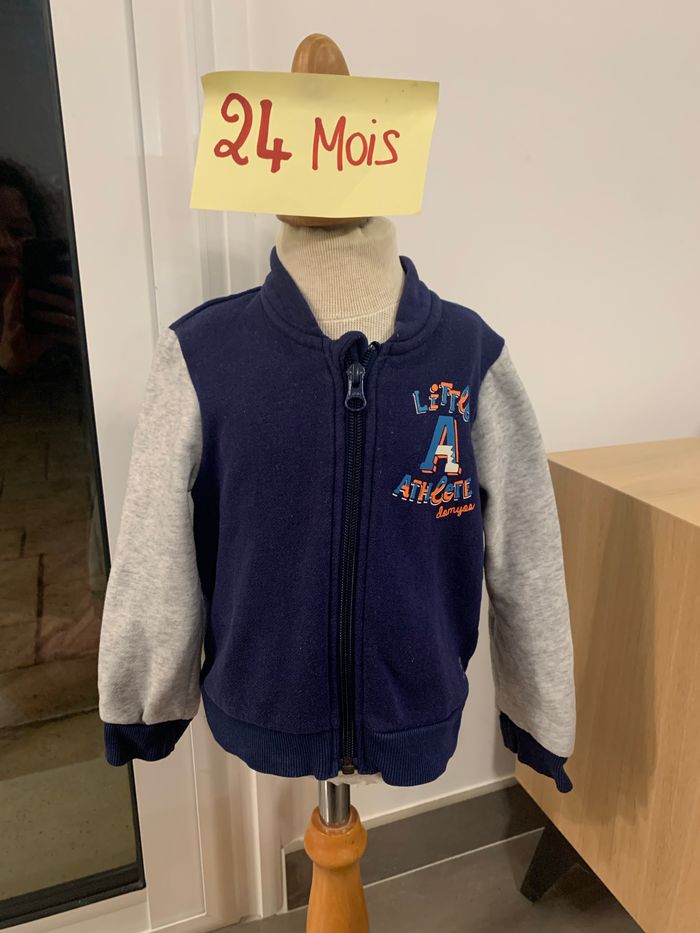 Gilet zippé 24 mois