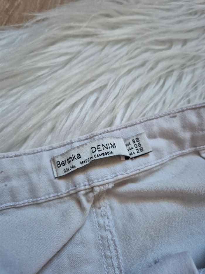 Pantalon bershka 38 - photo numéro 3