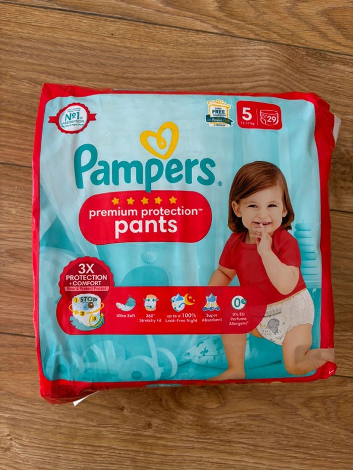 Pampers premium protection pants Taille 5 (12-17 kg)