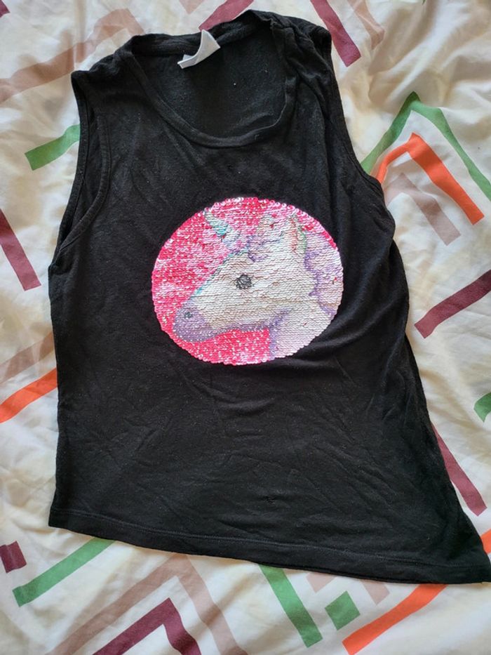Débardeur noir motif sequins licorne