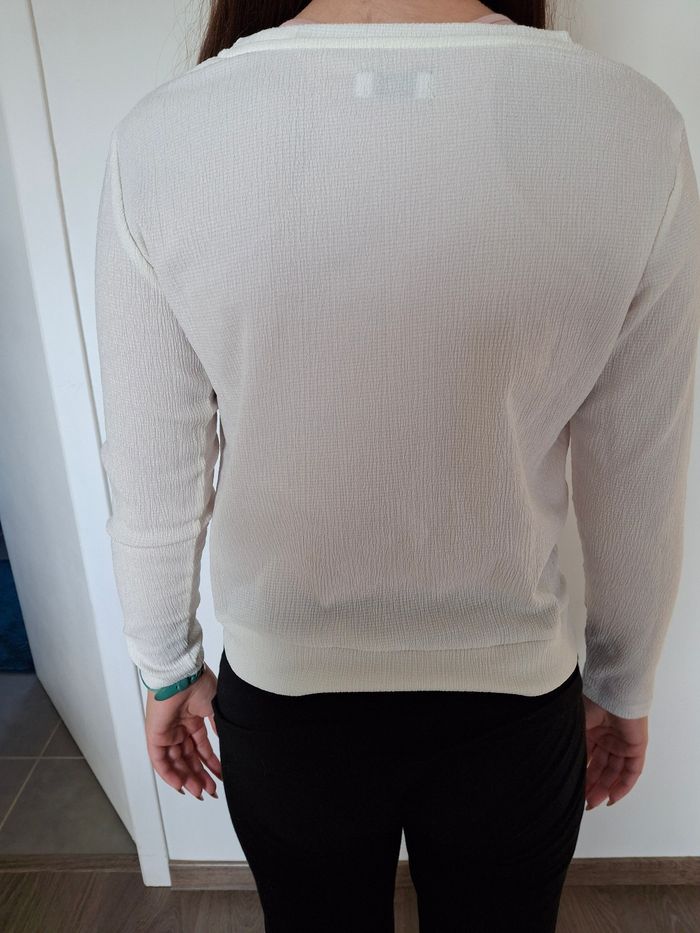 Joli haut habillé crème - photo numéro 2