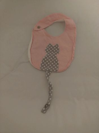 Bavoir chat avec attache tétine fait main