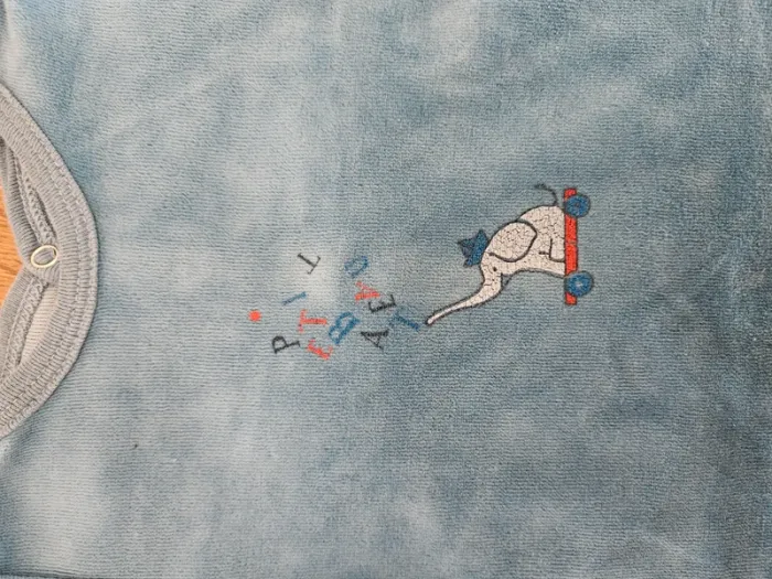 2 pyjamas velours 3mois - photo numéro 2