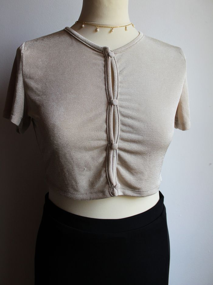 Haut court/crop top beige irisé Ardene - photo numéro 4