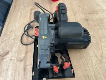 Scie circulaire électrique 1800 W