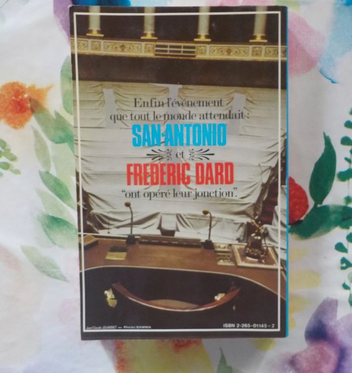 Y a-t-il un Français dans la salle ? de San-Antonio Ed. Fleuve Noir - photo numéro 2