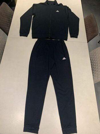 Jogging Adidas 2 pièces veste zippée avec pantalon noir taille S en parfait état