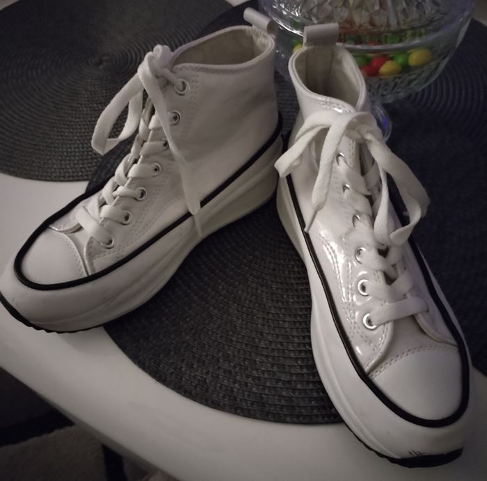 Baskets montantes "Merry Scott" en très bon état - photo numéro 2