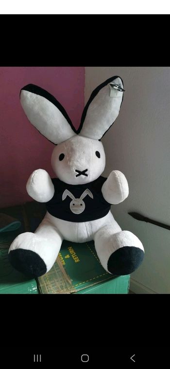 Grosse Peluche play-boy