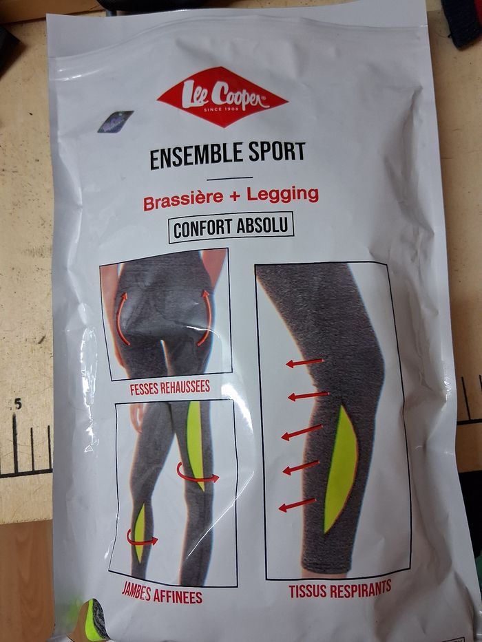 Ensemble leggings et brassière