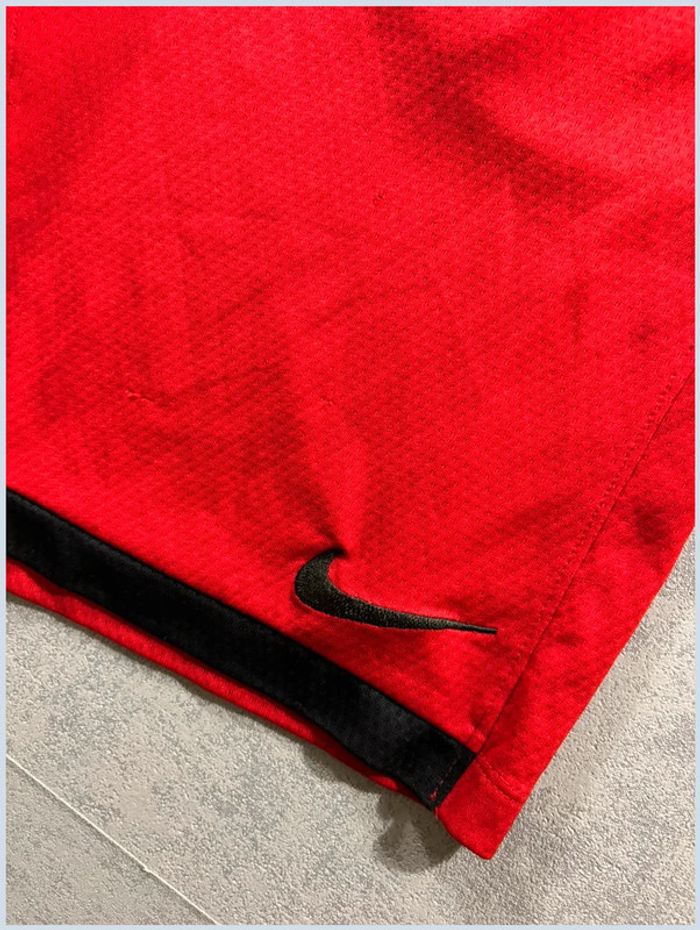 Short Nike Rouge avec logo brodé noir Taille S - photo numéro 2