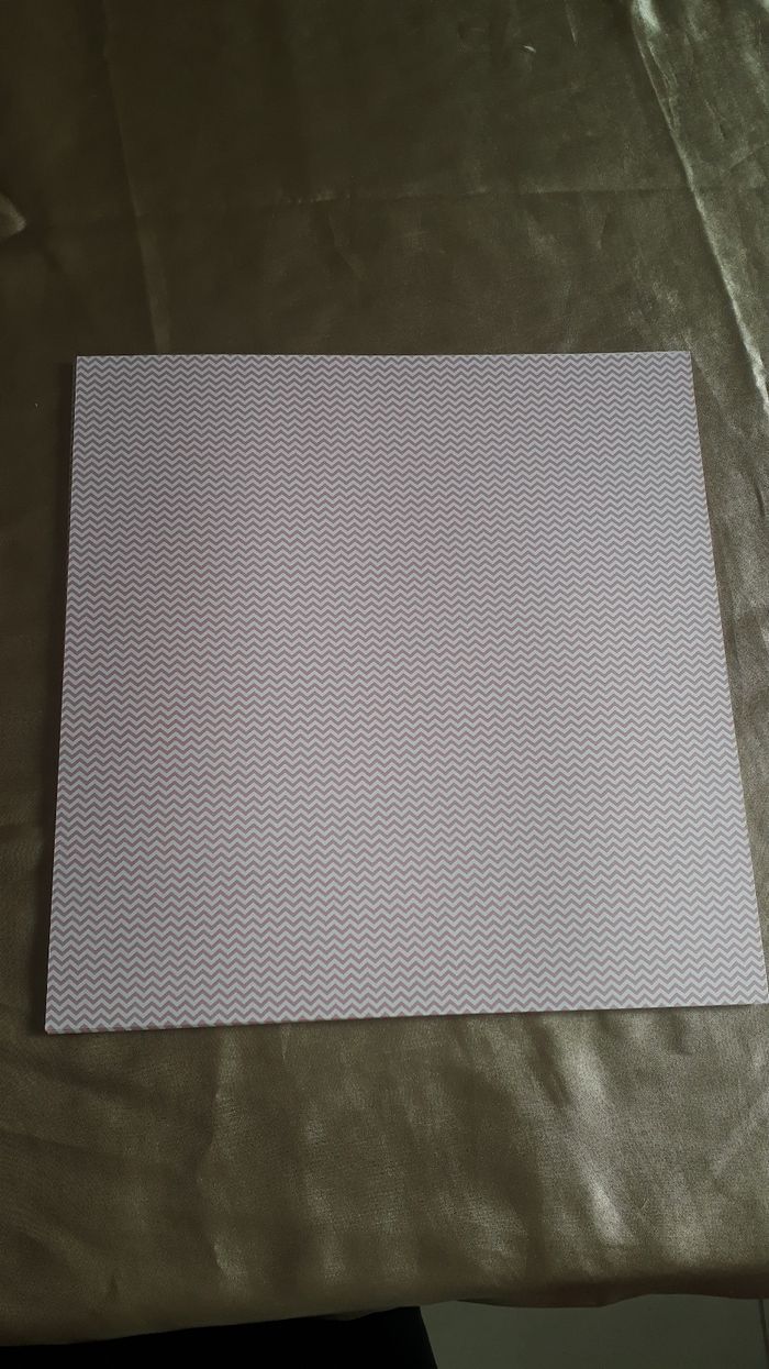 Feuilles scrapbooking / loisirs créatifs - N°1 - photo numéro 8