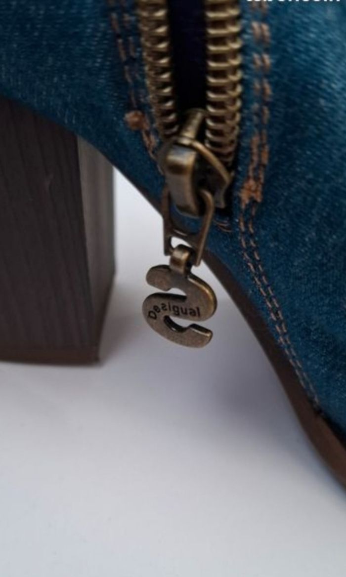 Botts / Bottines DESIGUAL P39 - photo numéro 8