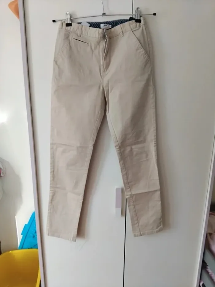 Chino Cyrillus t16ans - photo numéro 3