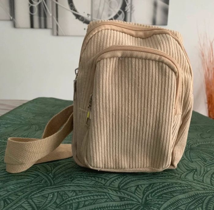 Petit sac beige à bandoulière réglable en velours côtelé - photo numéro 2