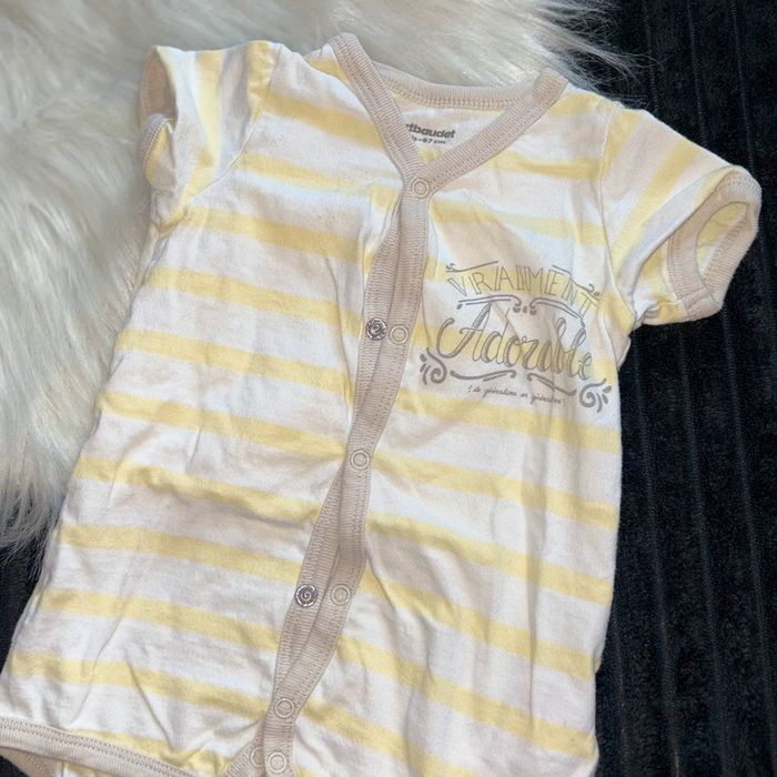 Combinaison short taille 6 mois - photo numéro 2