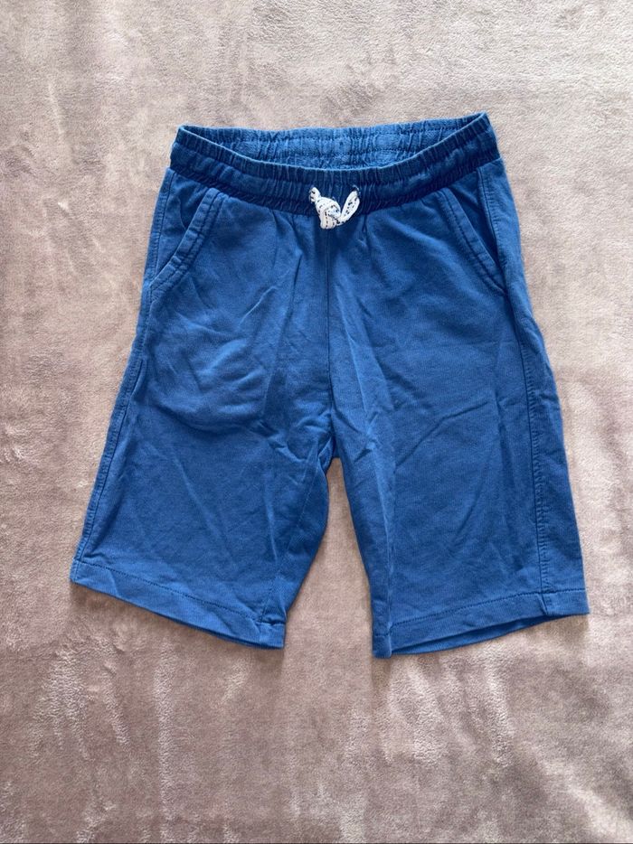 Lot de 16 vêtements garçon taille 6 ans en très bon état - photo numéro 5