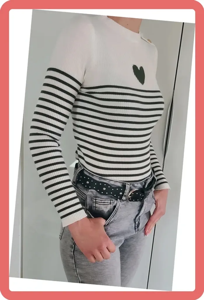 Joli Top en maille fine, coeur kaki, Neuf avec étiquette - photo numéro 7